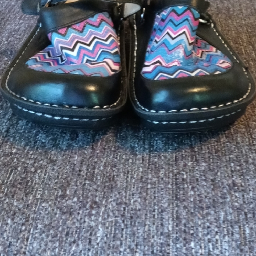🎁Alegria🎁 - Zigzag Slide Shoe - Picture 2 of 8